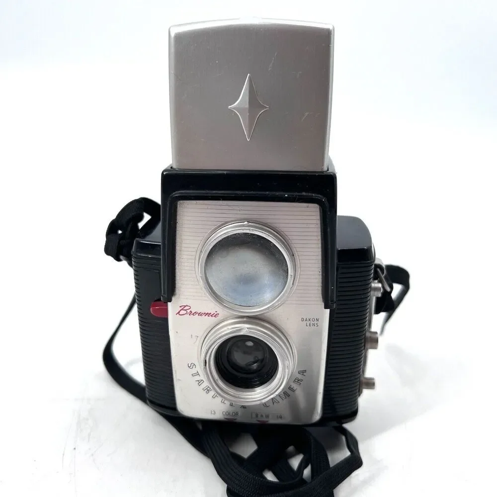 Vintage 1957 Kodak Brownie Starflex Camera with Dakon Lens